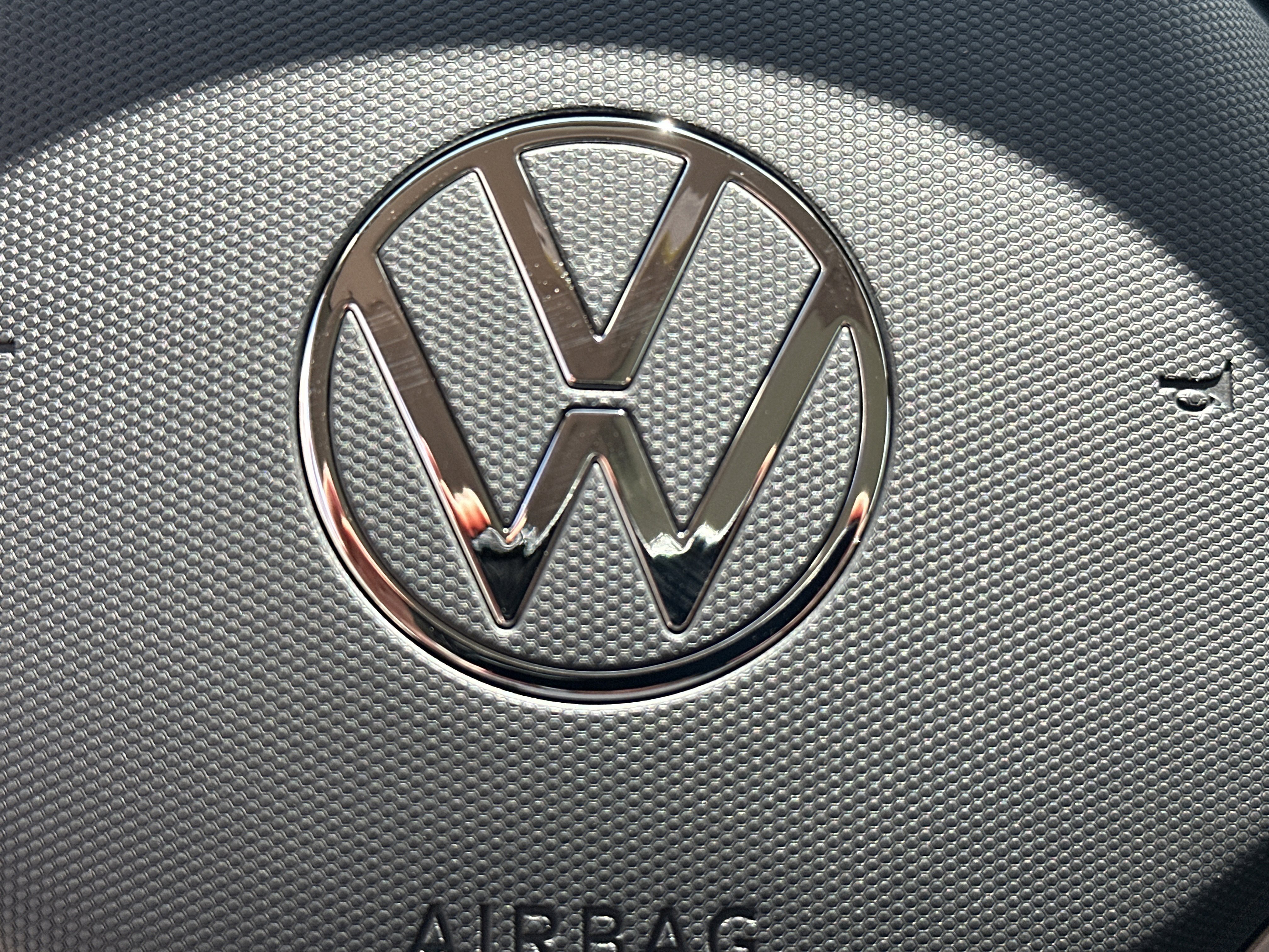 New 2026 Volkswagen Atlas SE image 24