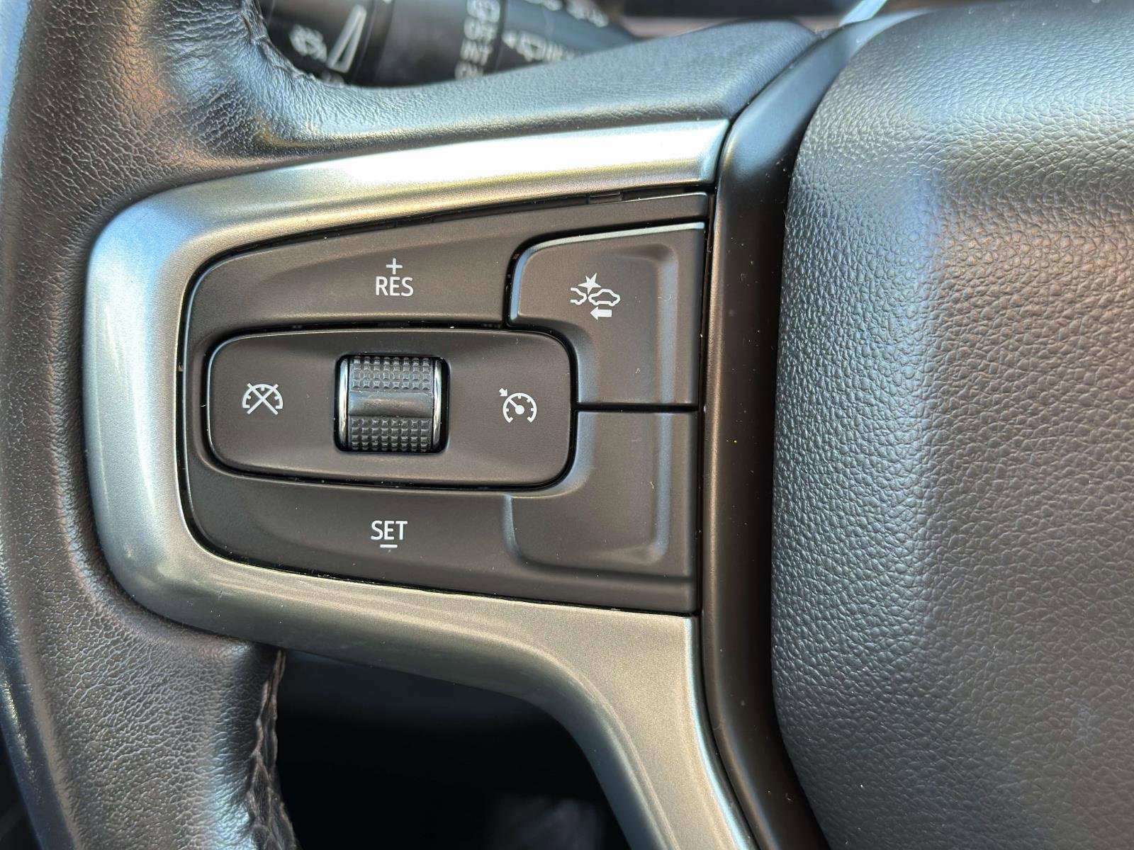 Used 2021 Chevrolet Tahoe Z71 image 14