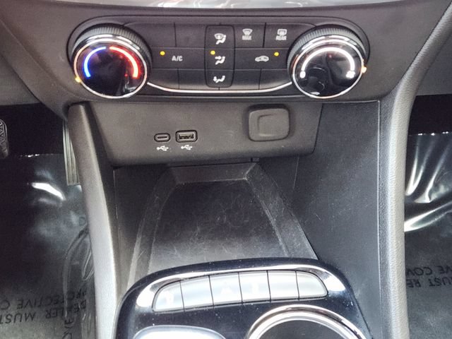 Used 2024 Buick Encore GX Preferred FWD image 21