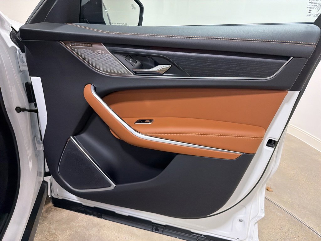 New 2026 Jaguar F-PACE R-Dynamic S image 23