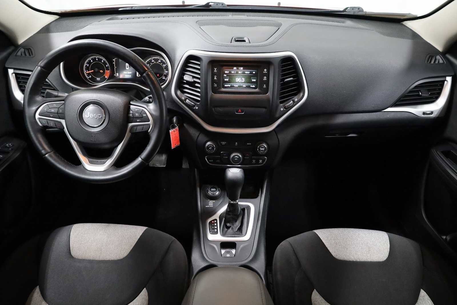 Used 2014 Jeep Cherokee Latitude image 22