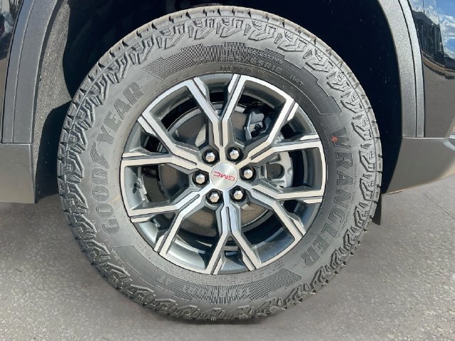 New 2027 GMC Acadia AT4 w/ Luxury Package AWD/4WD image 19