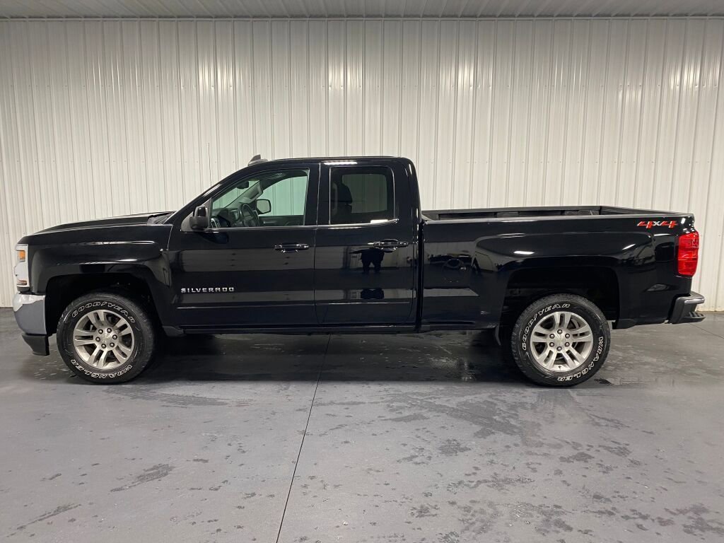 Used 2019 Chevrolet Silverado 1500 LT w/ All Star Edition image 19