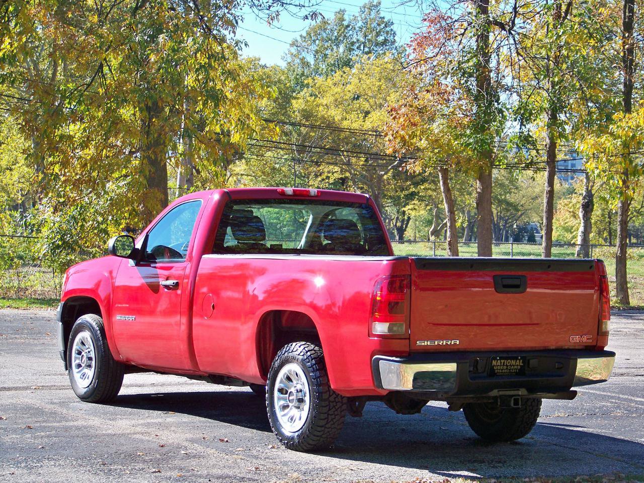 Used 2012 GMC Sierra 1500 W/T RWD image 3