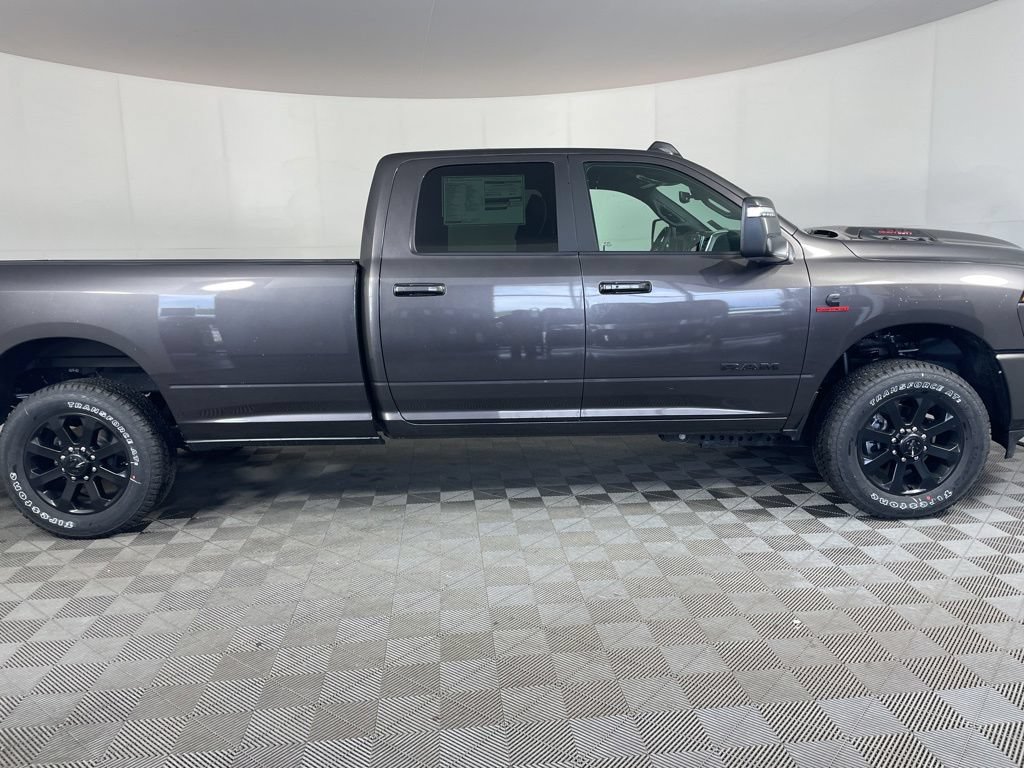 New 2026 RAM 2500 Tradesman AWD/4WD image 16