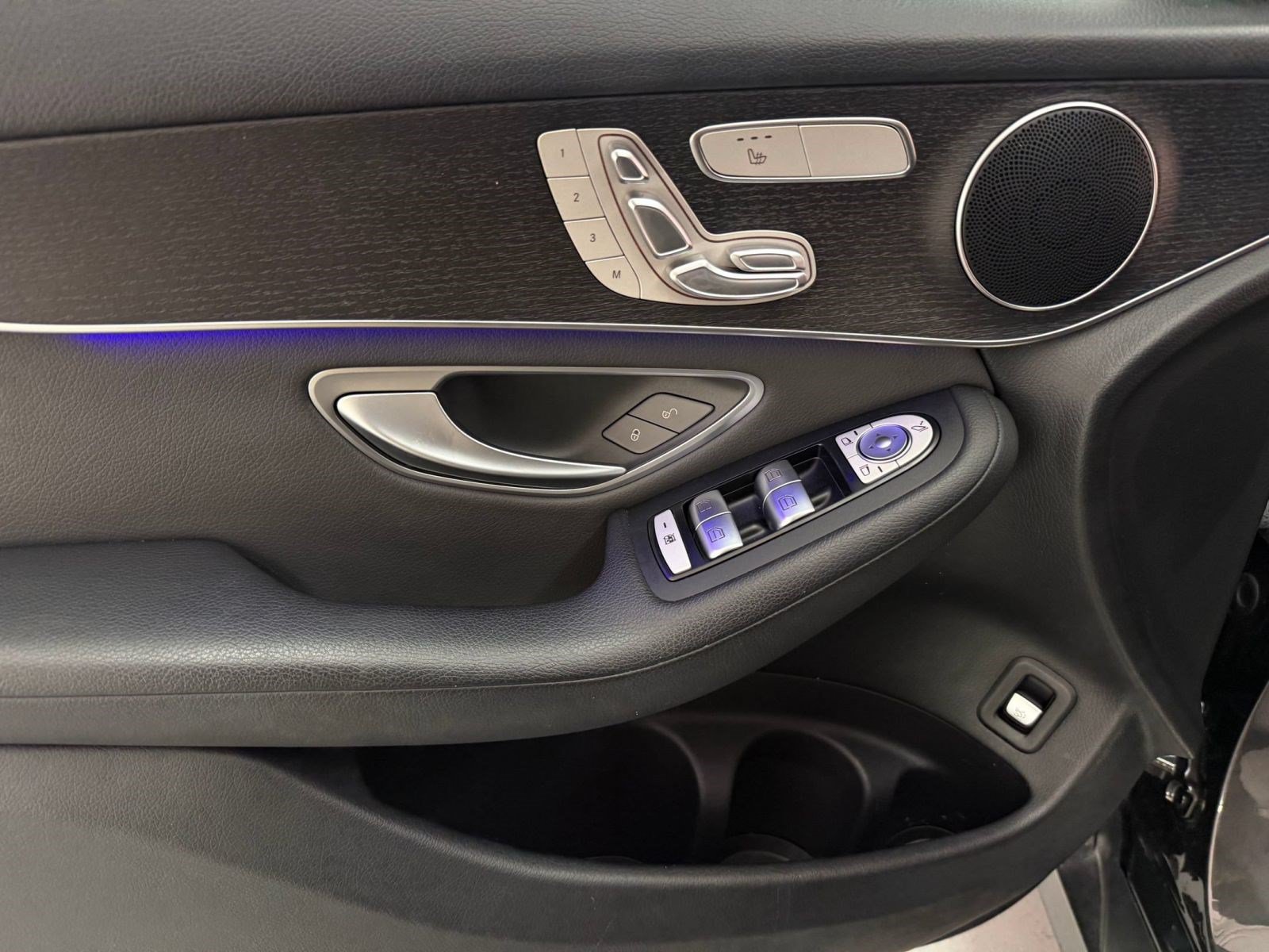 Certified 2022 Mercedes-Benz GLC 300 image 11