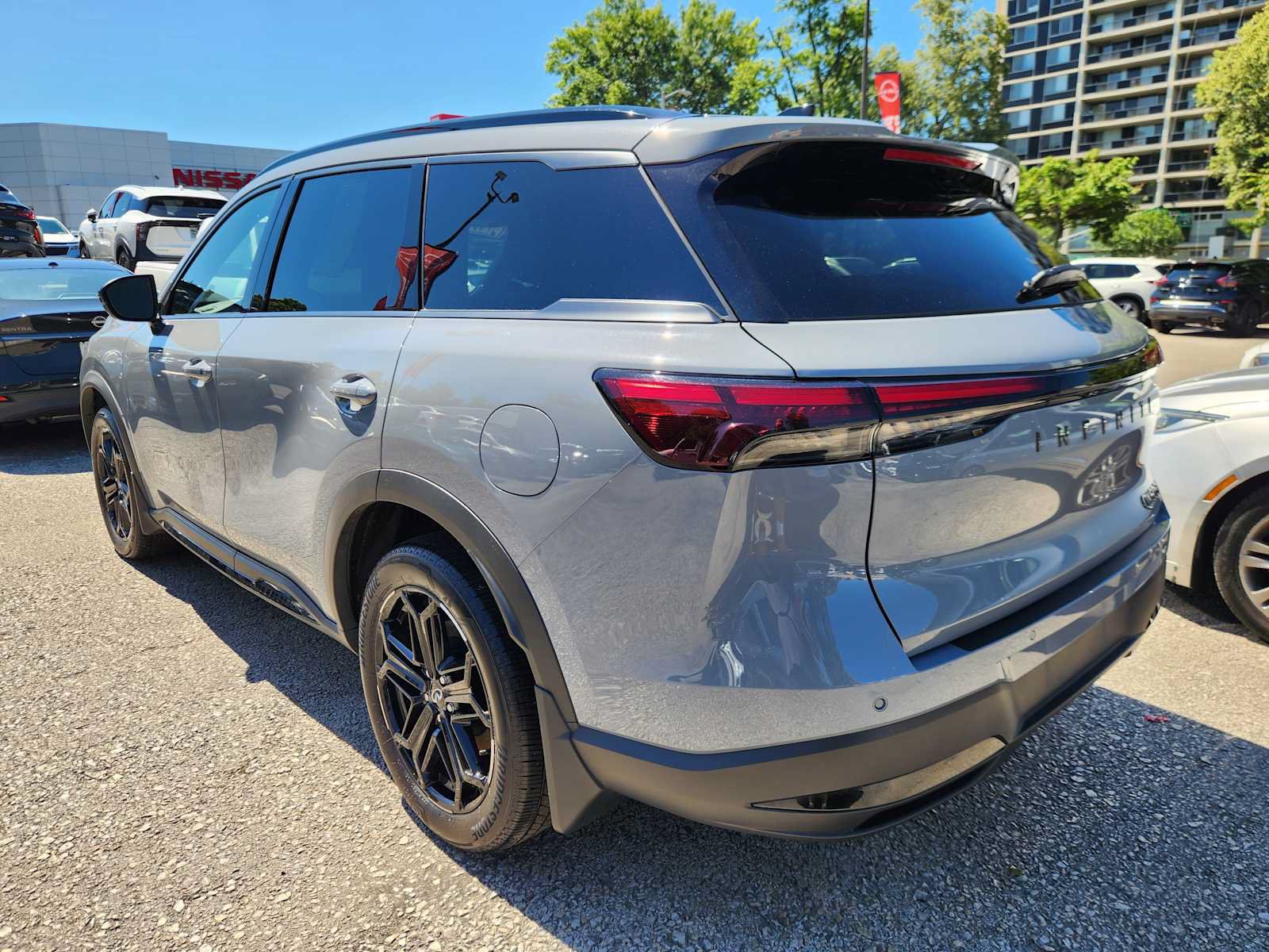 Certified 2026 INFINITI QX60 Sport w/ Dark Cargo Package AWD/4WD image 3