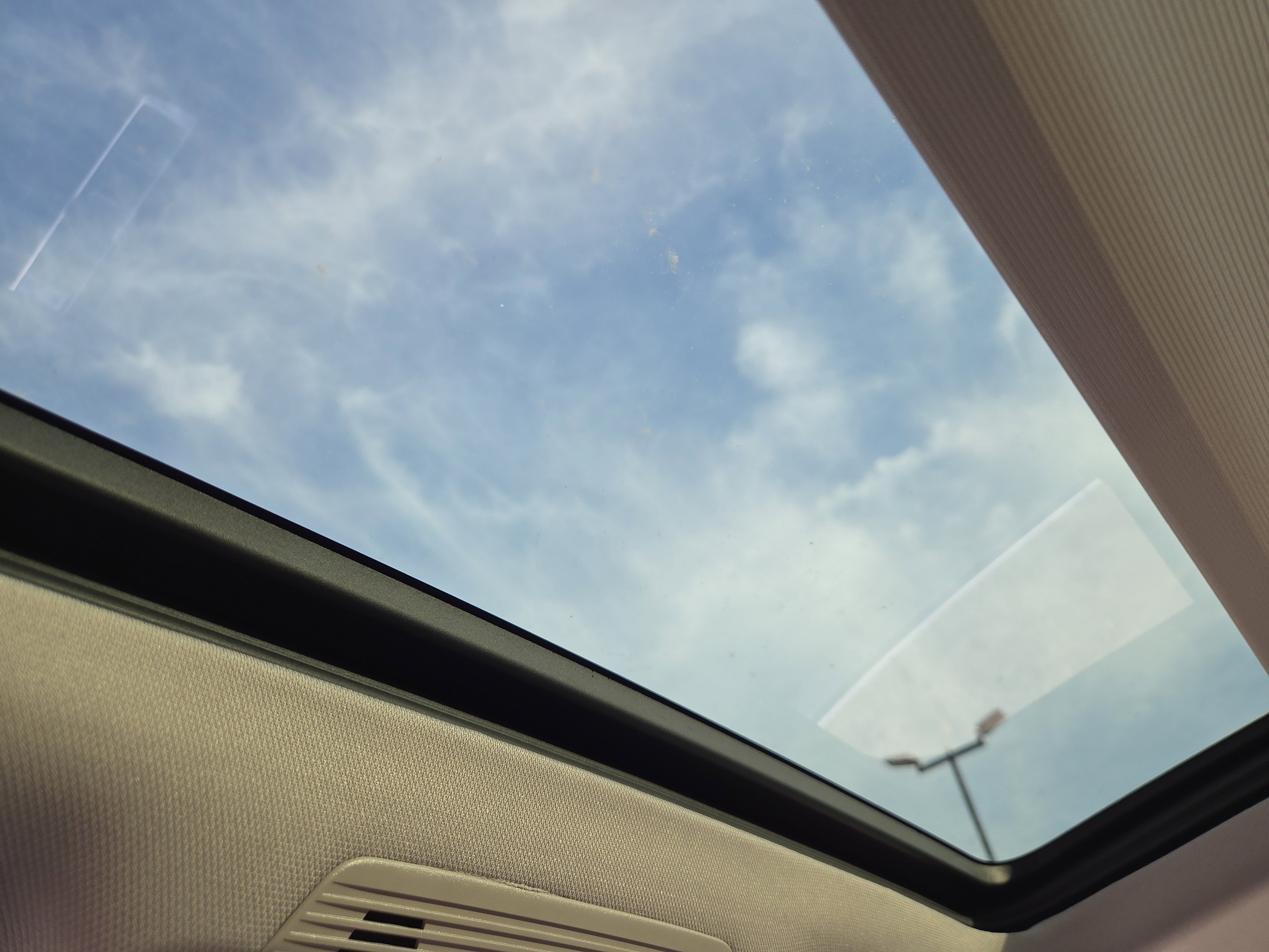 New 2026 Volkswagen Atlas SEL Premium R-Line image 13