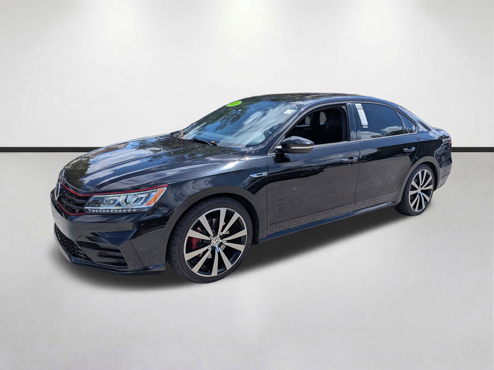 Used 2018 Volkswagen Passat 3.6 image 8