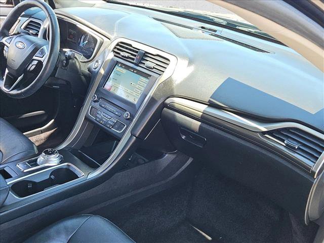Used 2017 Ford Fusion SE w/ Fusion SE Technology Package AWD/4WD image 25