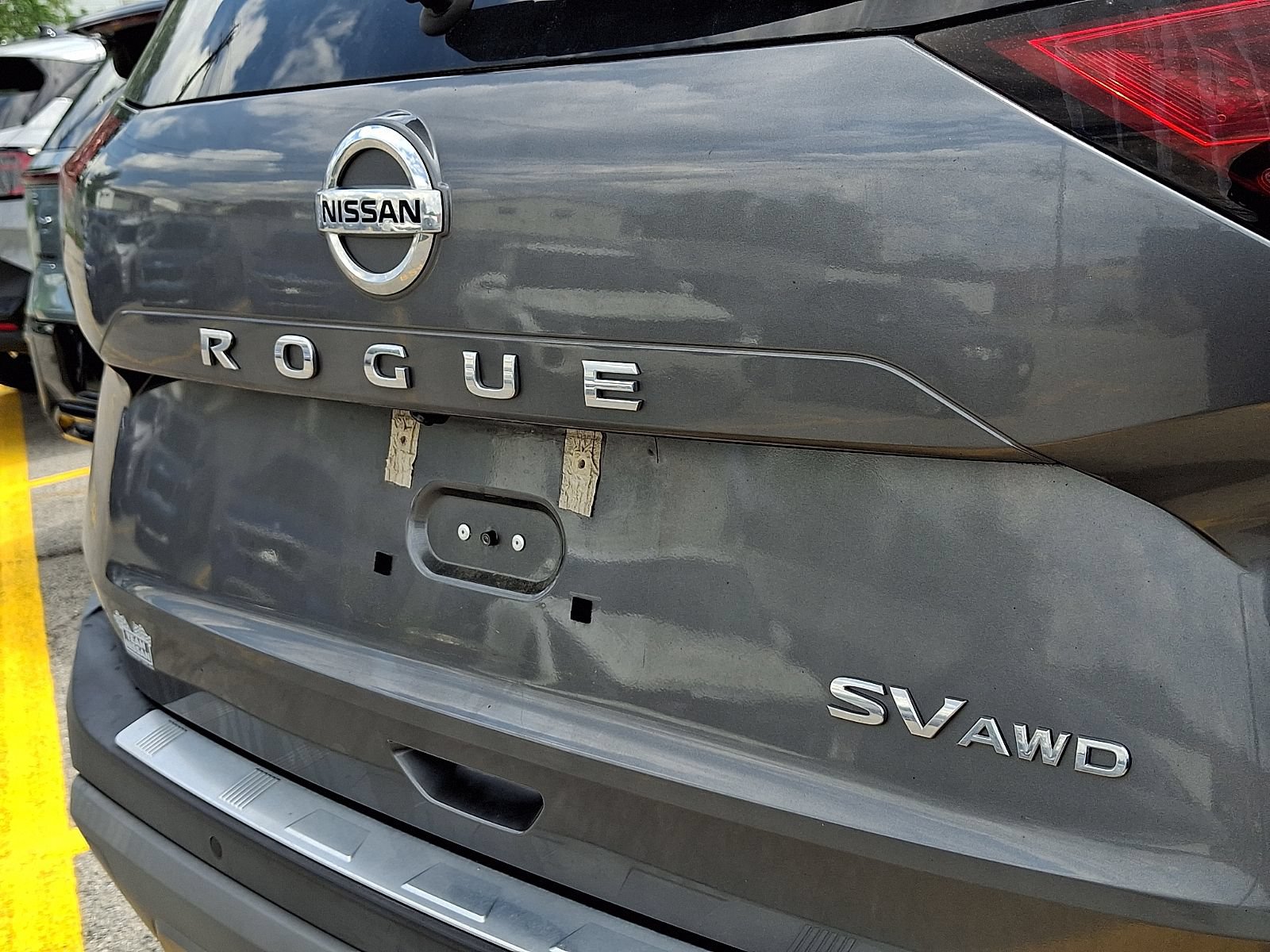 Used 2021 Nissan Rogue SV AWD/4WD image 13