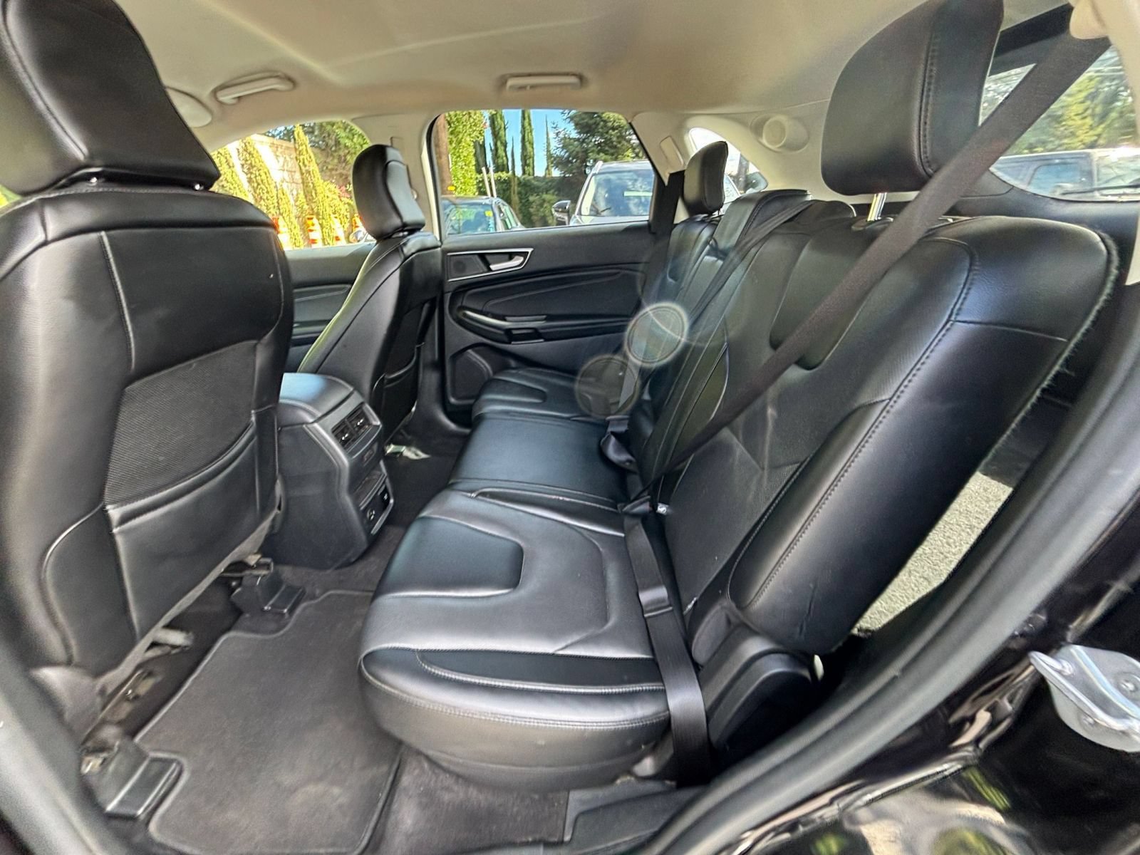 Used 2022 Ford Edge Titanium w/ Equipment Group 301A AWD/4WD image 29
