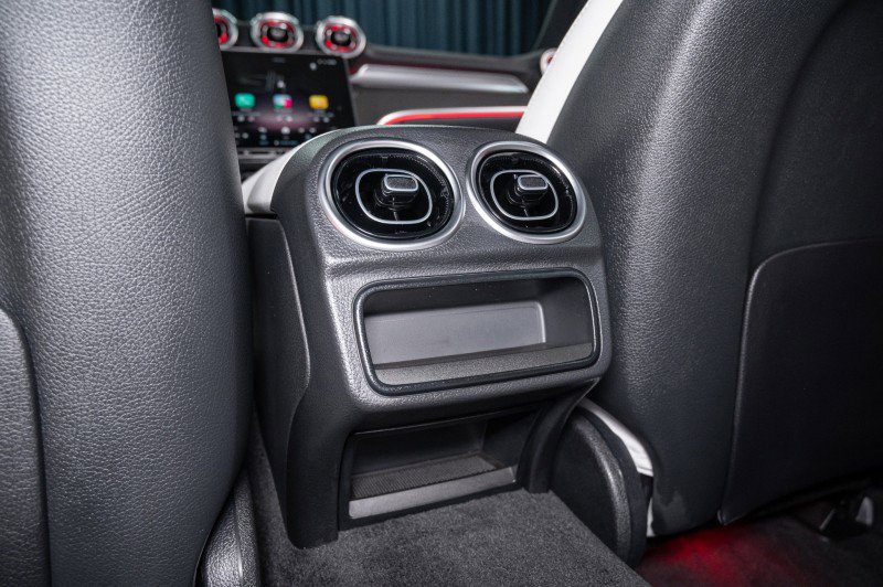 New 2026 Mercedes-Benz C 300 Sedan image 22