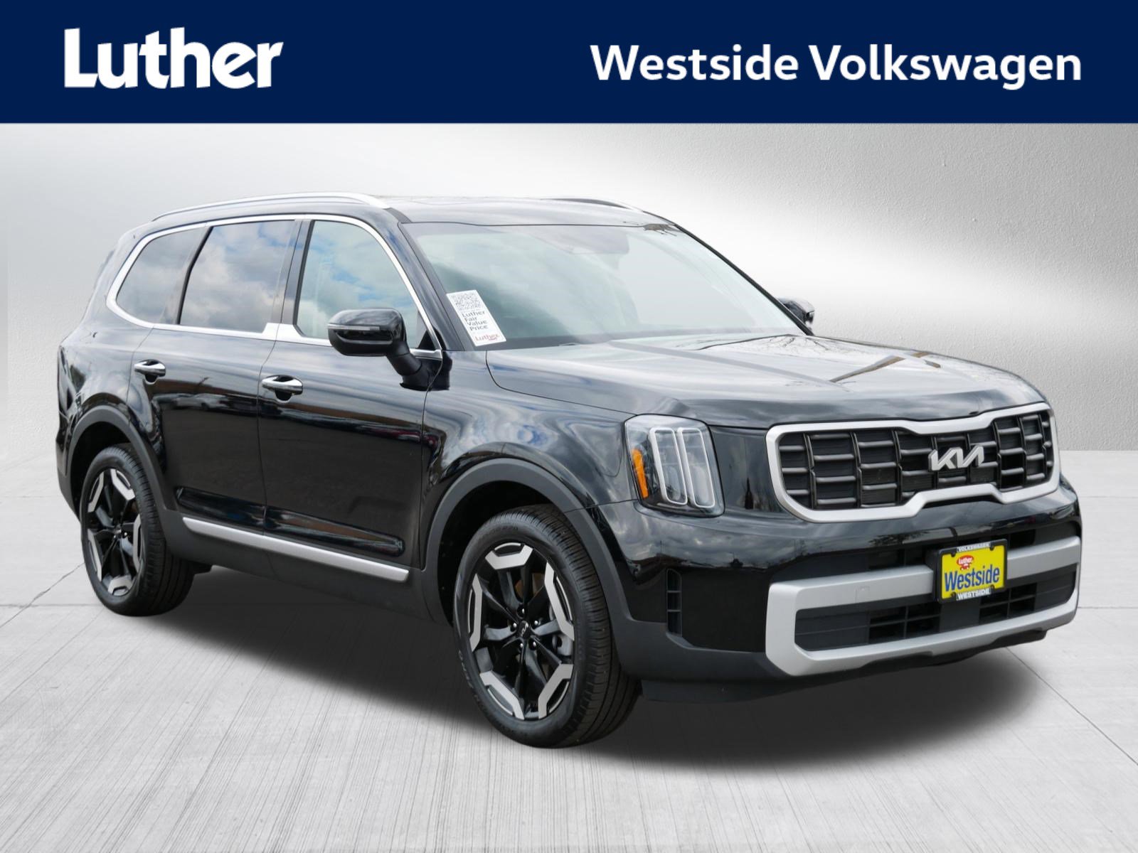 Used 2025 Kia Telluride S AWD/4WD image 1