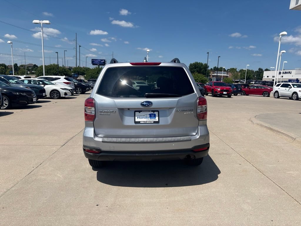 Used 2016 Subaru Forester 2.5i Premium w/ Popular Package #2 AWD/4WD image 6