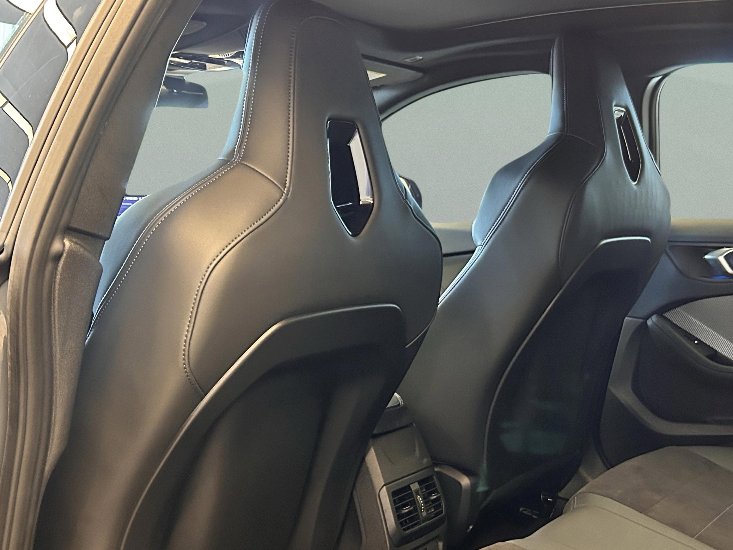 Used 2026 BMW M235i xDrive w/ Technology Package image 31