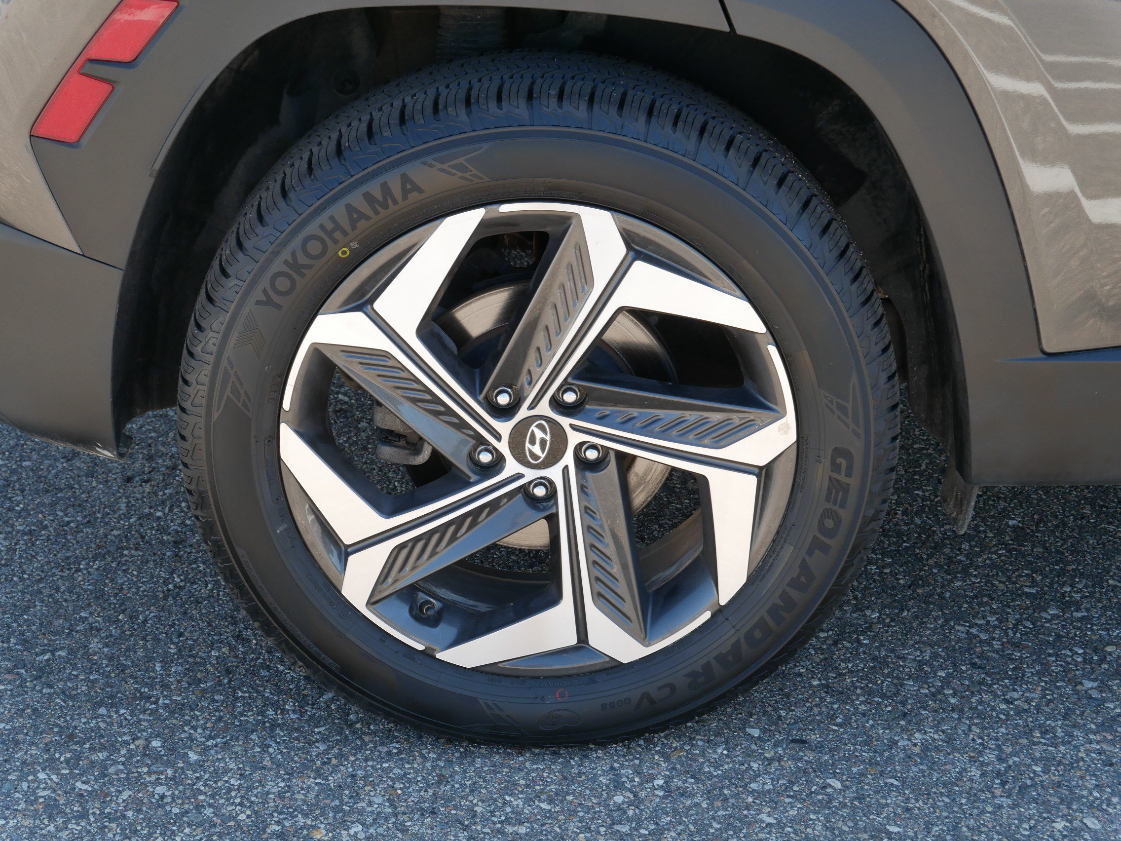 Used 2024 Hyundai Tucson SEL w/ Convenience Package AWD/4WD image 9