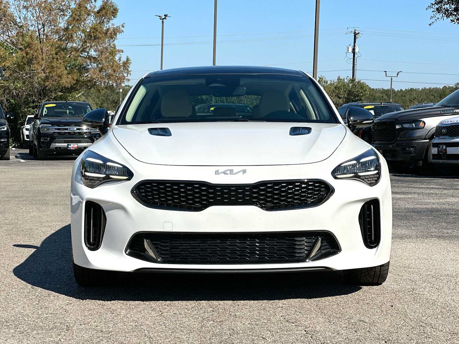 Used 2022 Kia Stinger GT1 RWD image 10