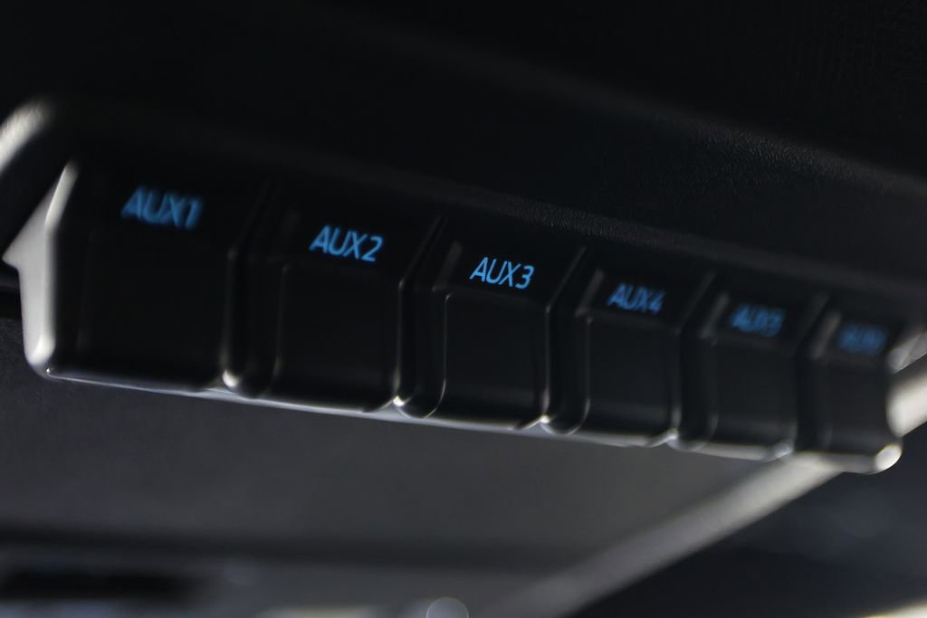 Used 2025 Ford F150 Raptor w/ Equipment Group 803A Raptor R image 39