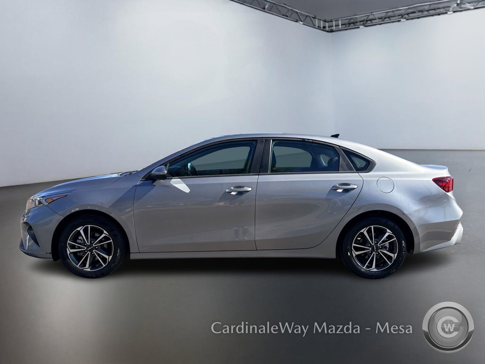 Used 2024 Kia Forte LXS image 7