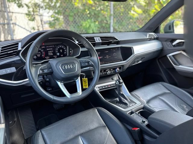 Used 2025 Audi Q3 2.0T Premium AWD/4WD image 17