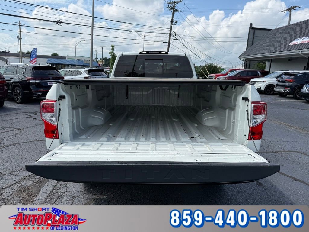 Used 2017 Nissan Titan S image 24