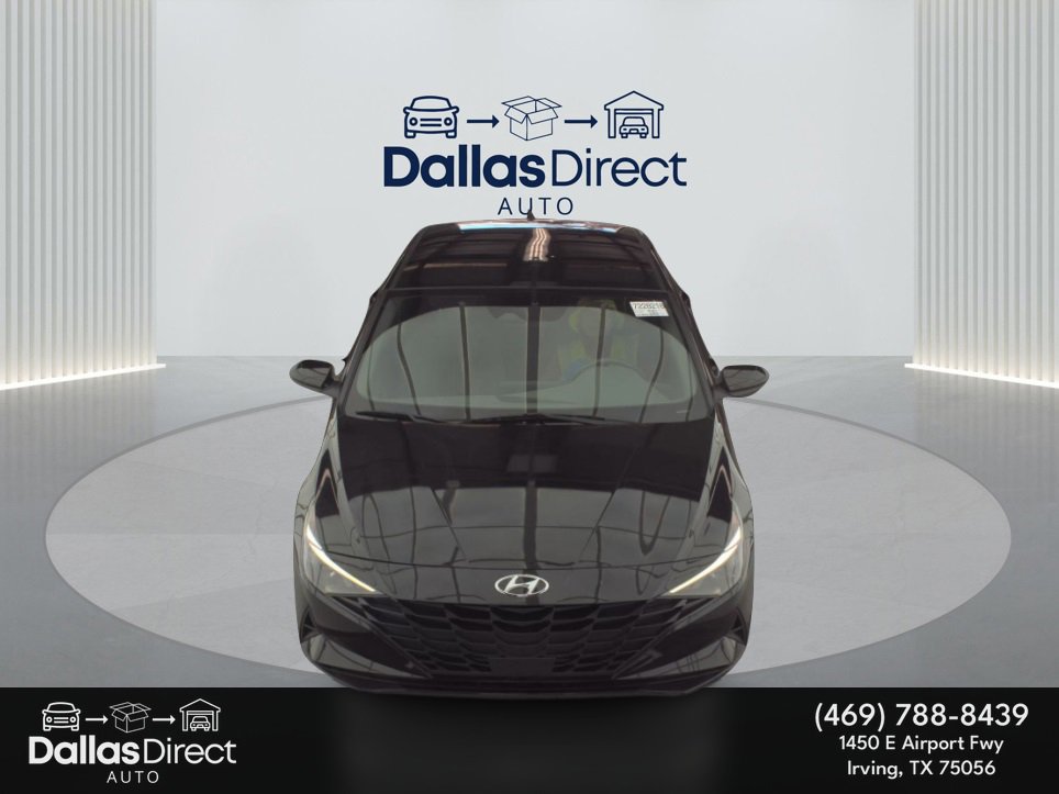 Used 2023 Hyundai Elantra SEL w/ Convenience Package image 3