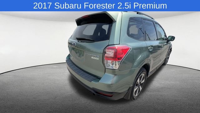 Used 2017 Subaru Forester 2.5i Premium w/ All-Weather Package AWD/4WD image 8