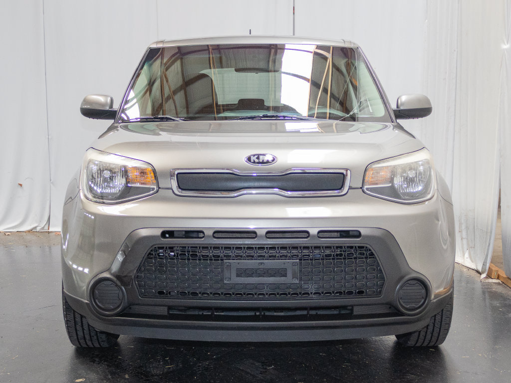 Used 2014 Kia Soul FWD image 2