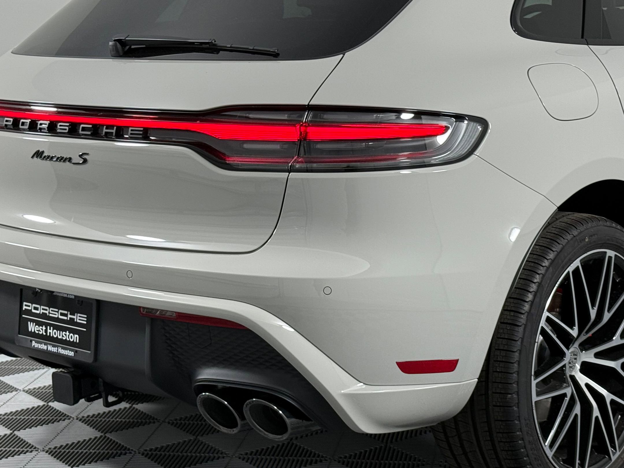 New 2026 Porsche Macan S image 13
