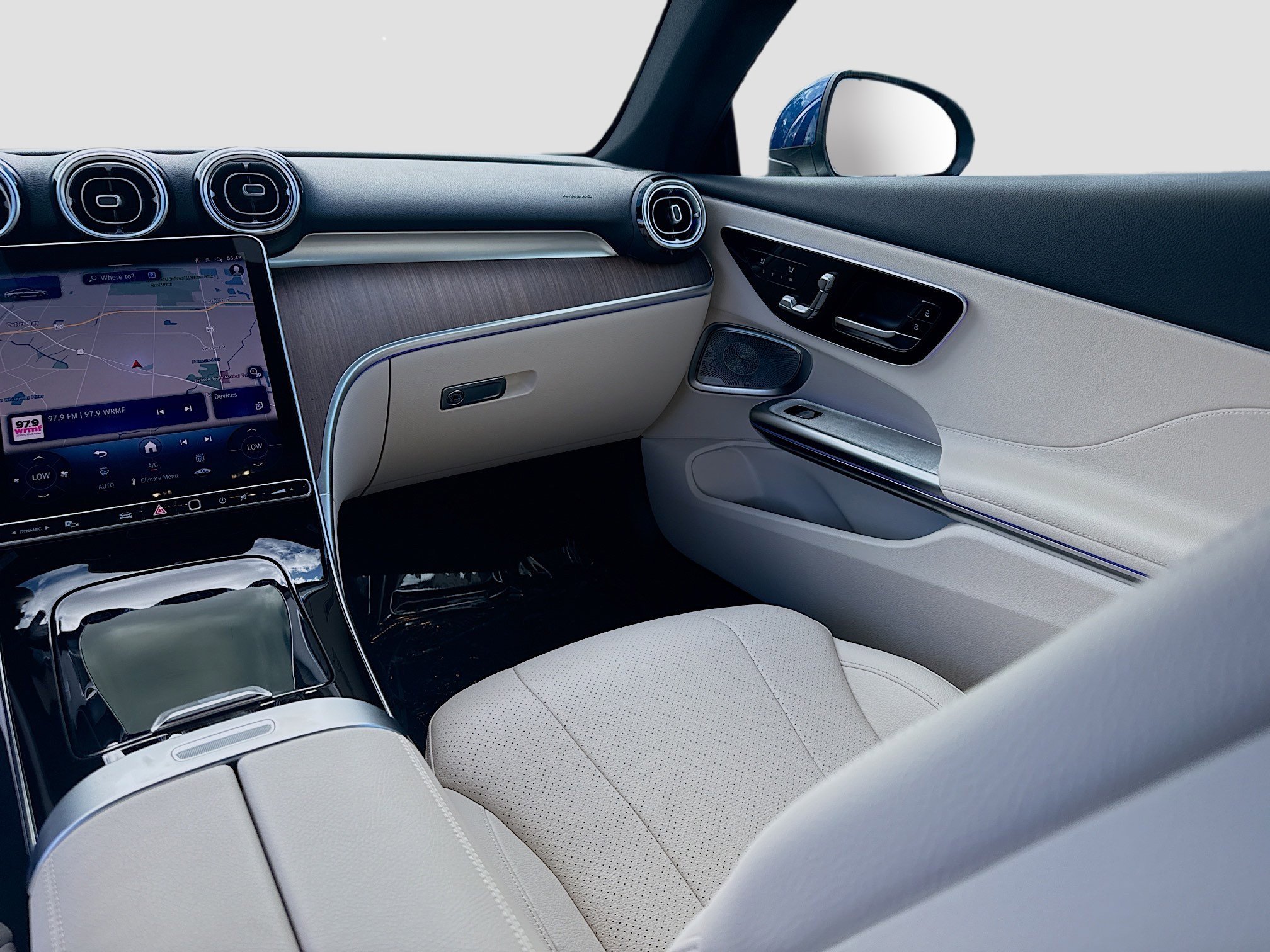 Used 2024 Mercedes-Benz CLE 300 4MATIC Coupe image 20