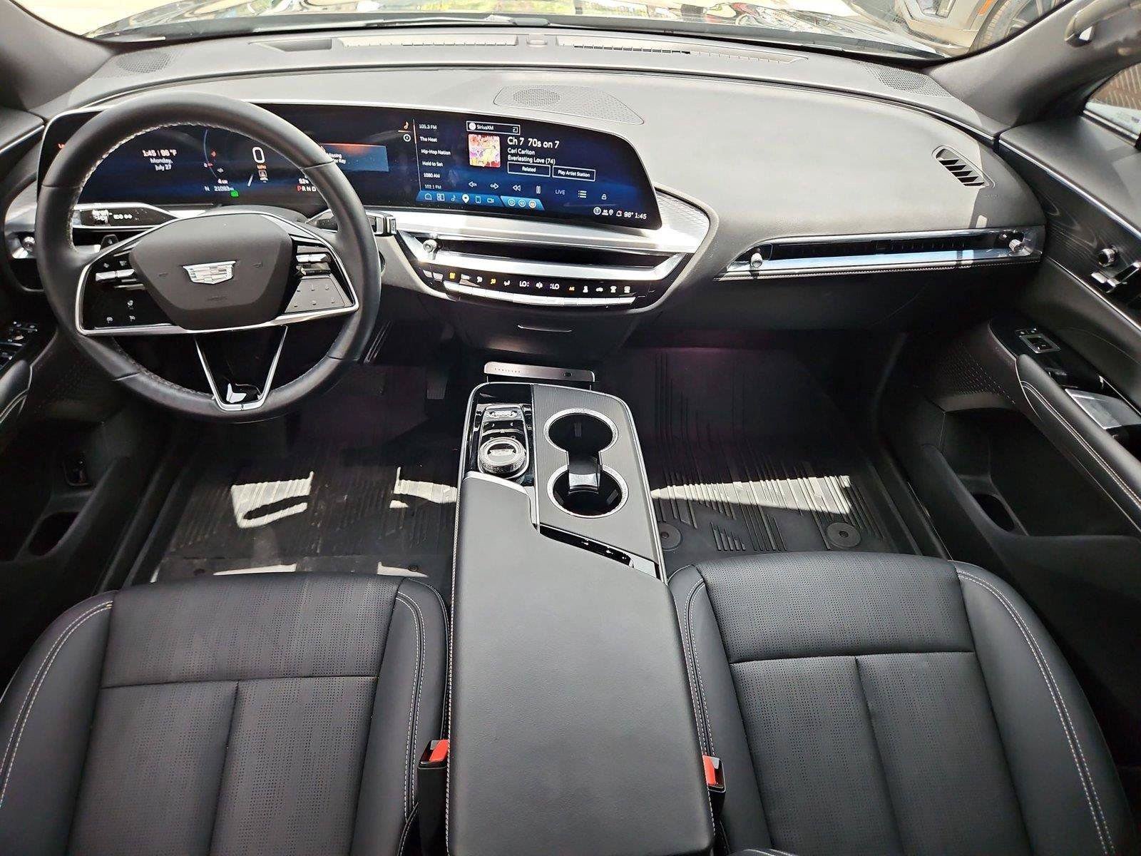 Certified 2024 Cadillac Lyriq Luxury RWD image 13