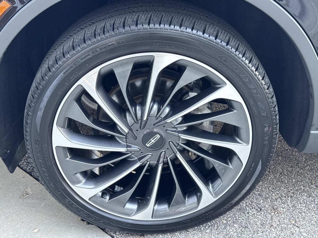 Used 2025 Lincoln Aviator Reserve w/ Illumination Package AWD/4WD image 11