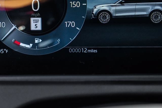 New 2026 Land Rover Range Rover Velar Belgravia AWD/4WD image 26