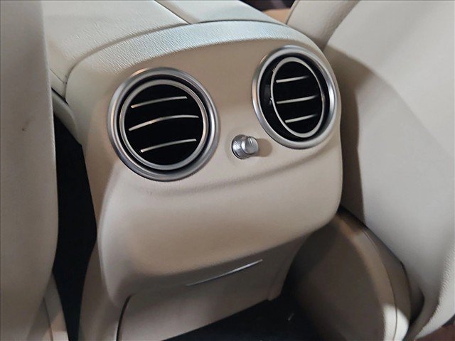 Used 2023 Mercedes-Benz E 350 4MATIC Sedan image 17