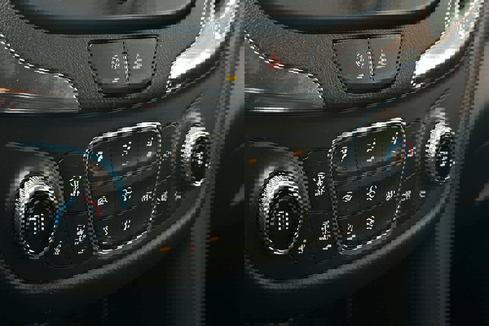 Used 2022 Chevrolet Equinox LT image 21