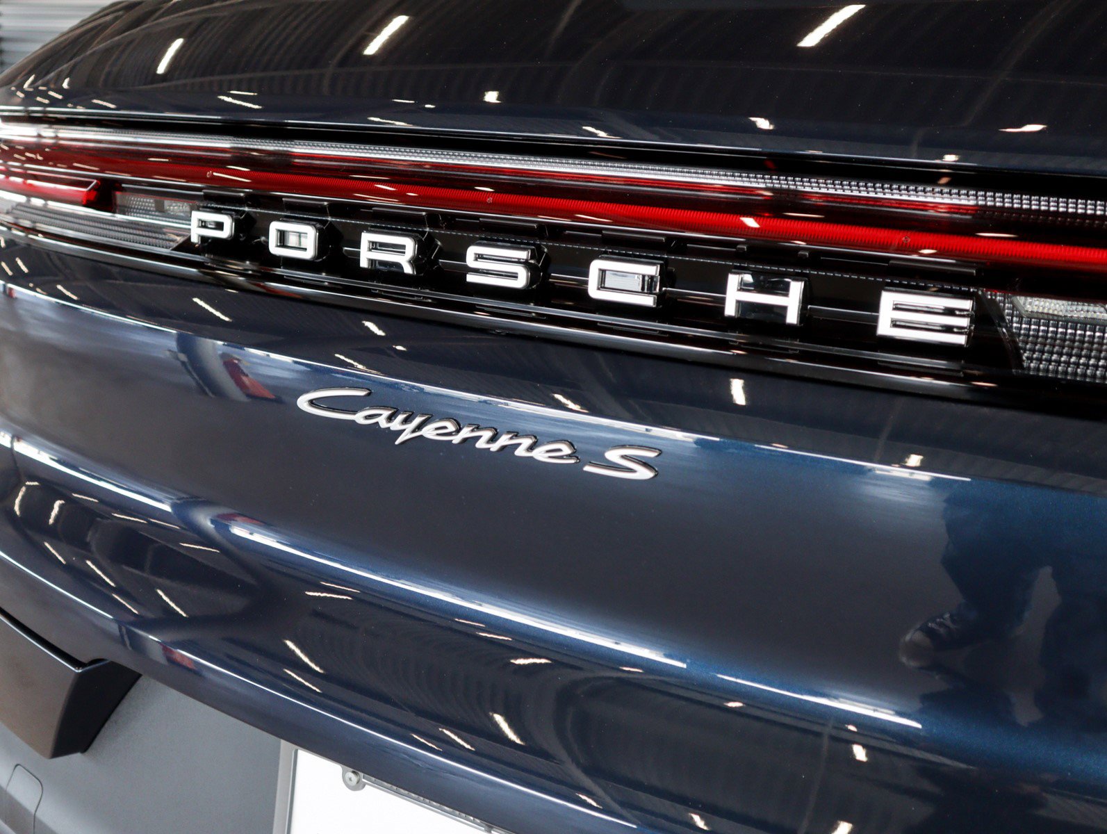 New 2026 Porsche Cayenne S image 27