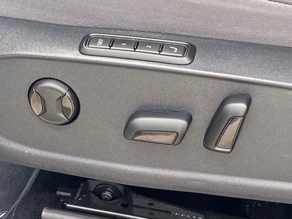 Certified 2023 Volkswagen ID.4 Pro S Plus AWD/4WD image 13