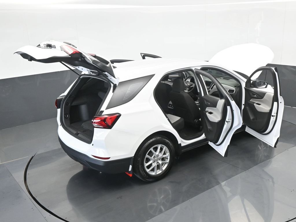 Used 2023 Chevrolet Equinox LS image 67