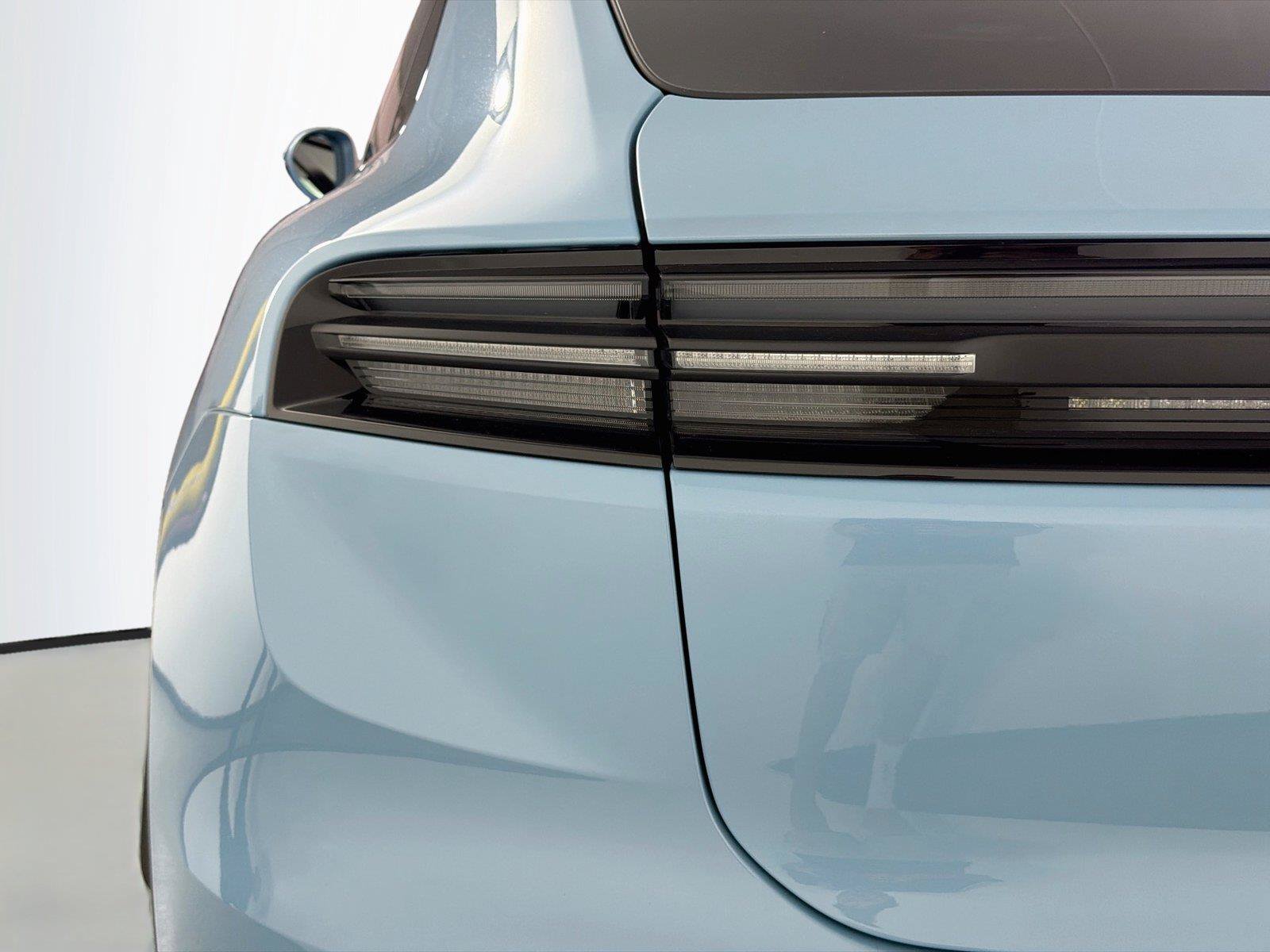 Certified 2026 Porsche Macan Electric RWD image 16
