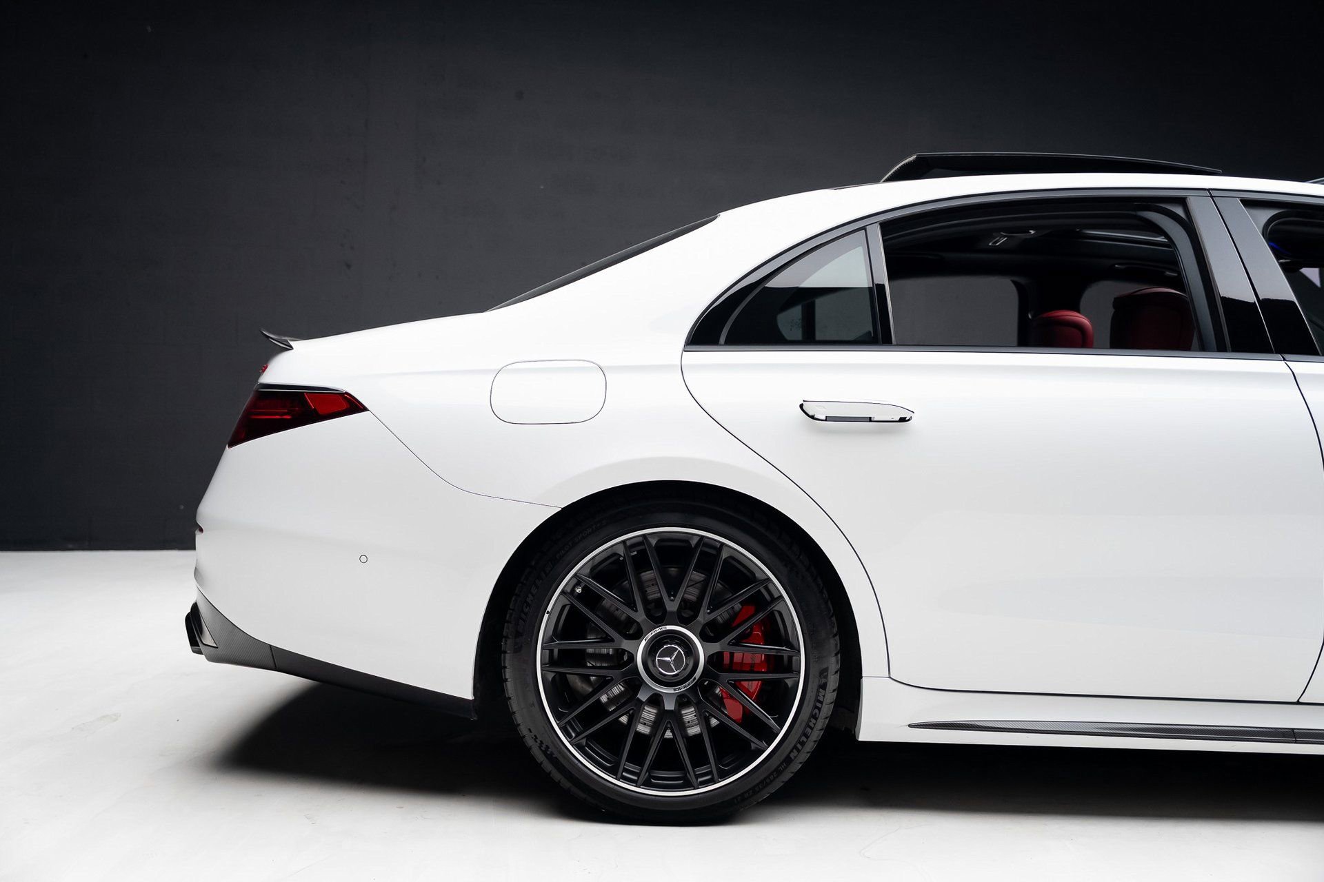 Used 2024 Mercedes-Benz S 63 AMG S image 41