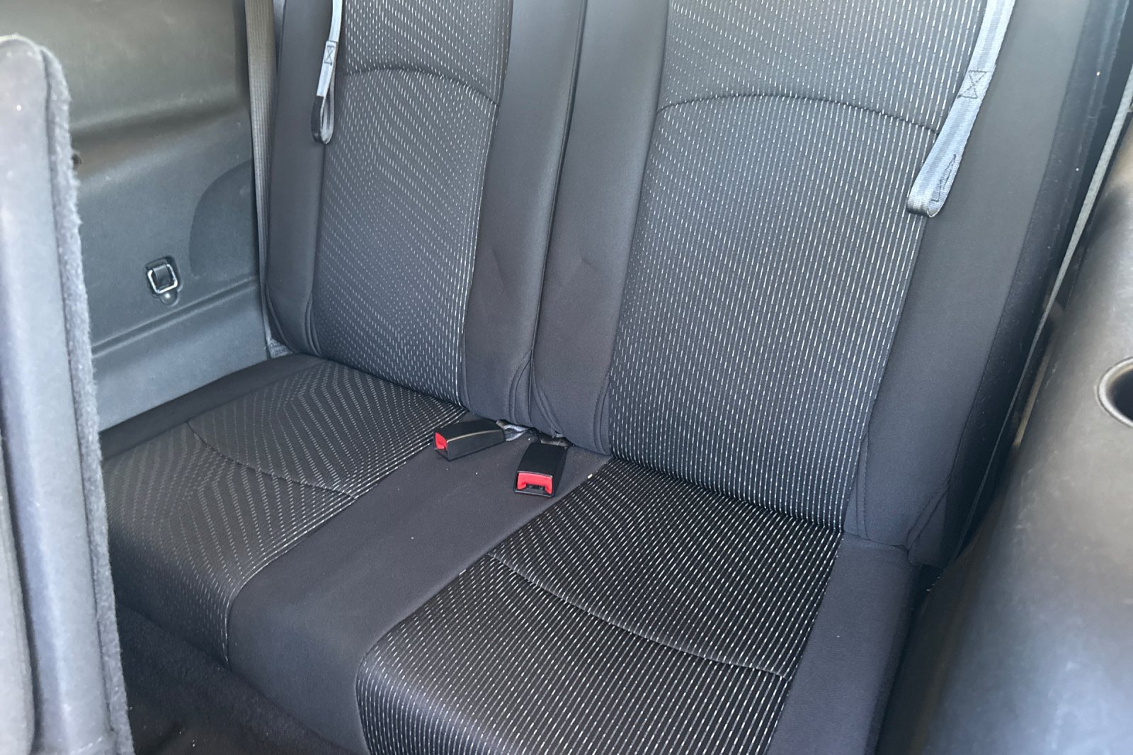 Used 2018 Dodge Journey SE w/ Connectivity Group FWD image 23