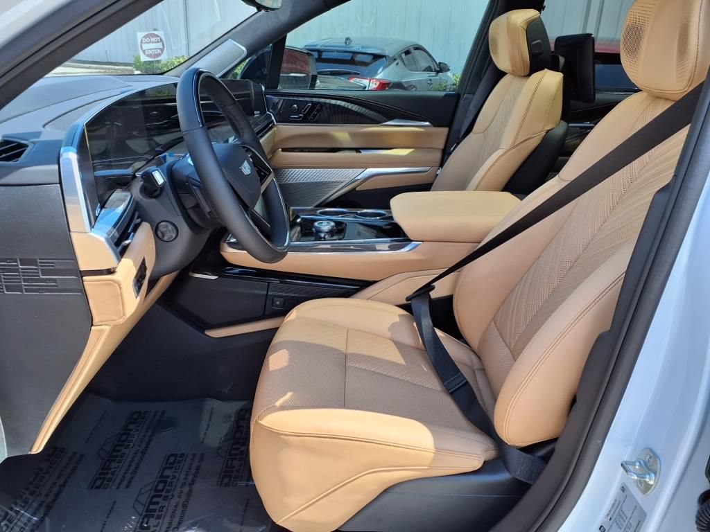 New 2026 Cadillac Escalade IQ Sport 2 w/ LPO, ONYX Package AWD/4WD image 14