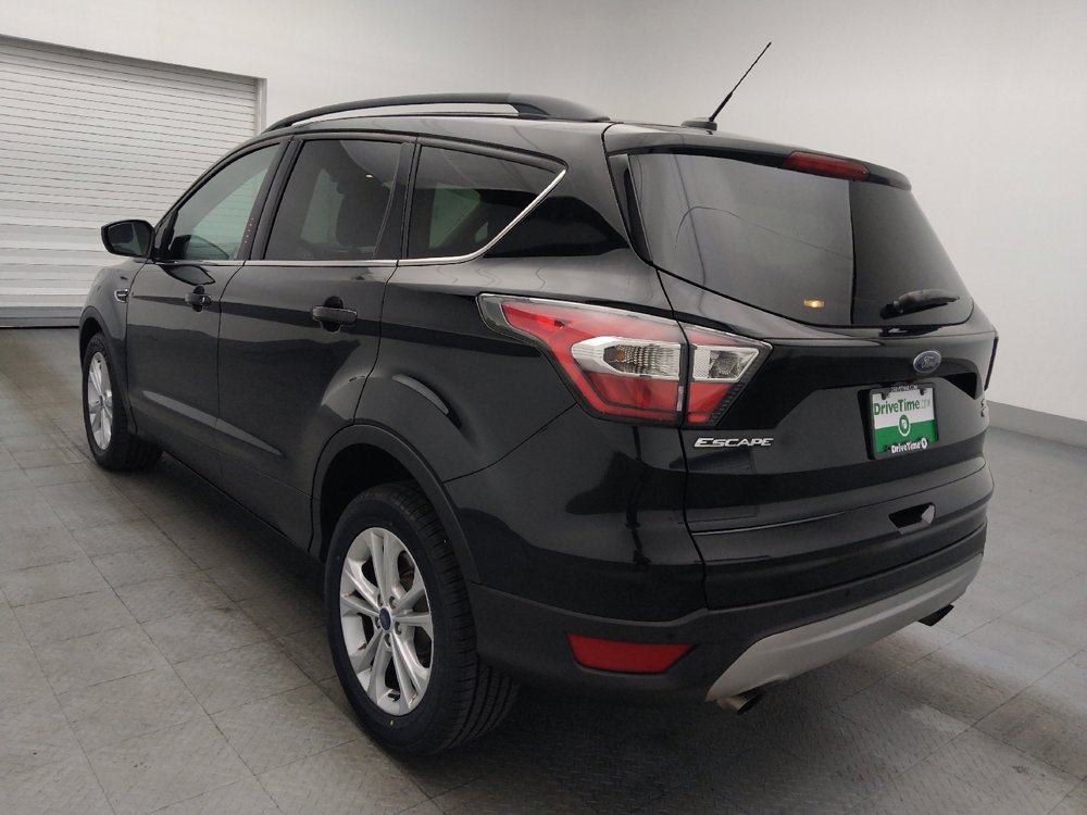 Used 2017 Ford Escape SE w/ Equipment Group 201A FWD image 5