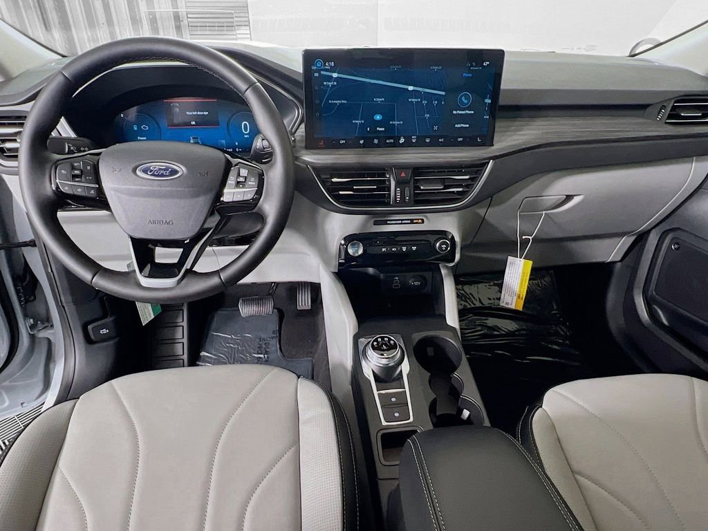 New 2025 Ford Escape SE w/ PHEV Premium Package FWD image 7