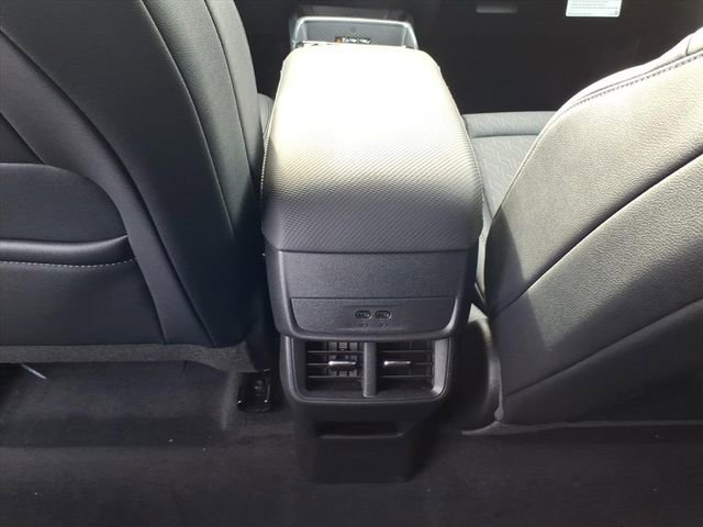 New 2026 Chevrolet Equinox LT w/ Convenience Package II image 16