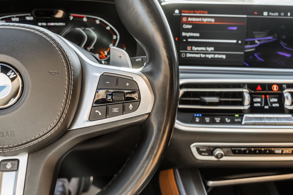 Used 2020 BMW X5 M50i image 25