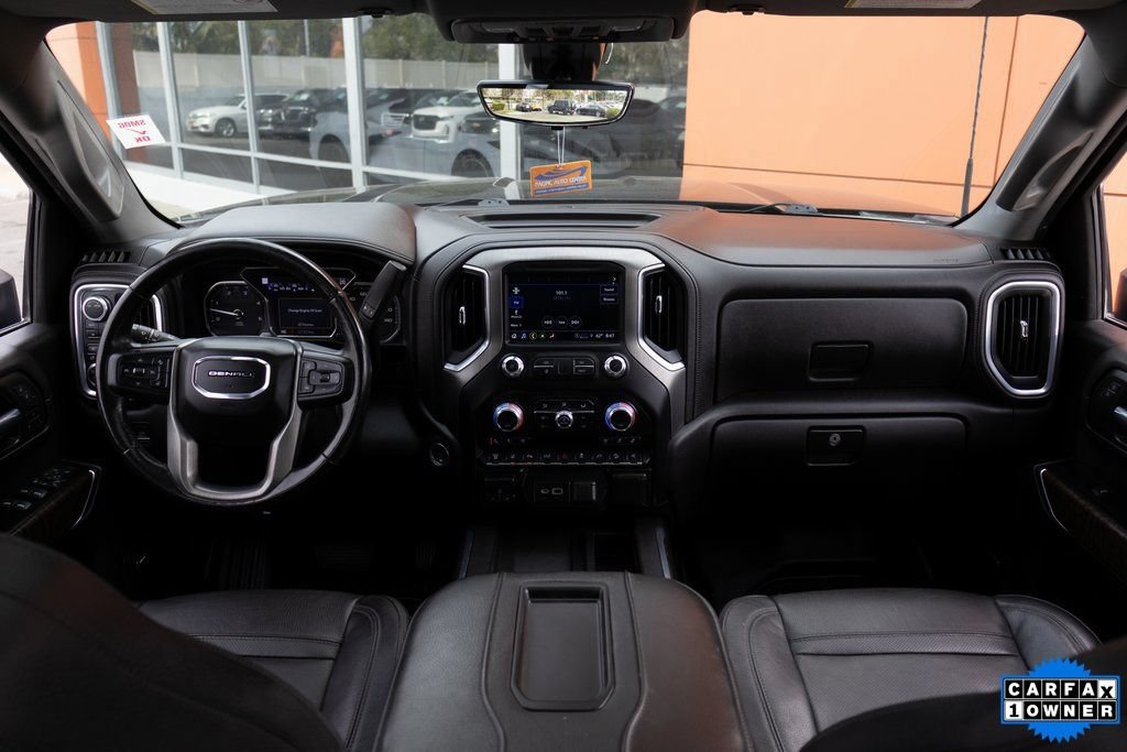 Used 2022 GMC Sierra 2500 Denali w/ Denali Black Diamond Edition AWD/4WD image 21
