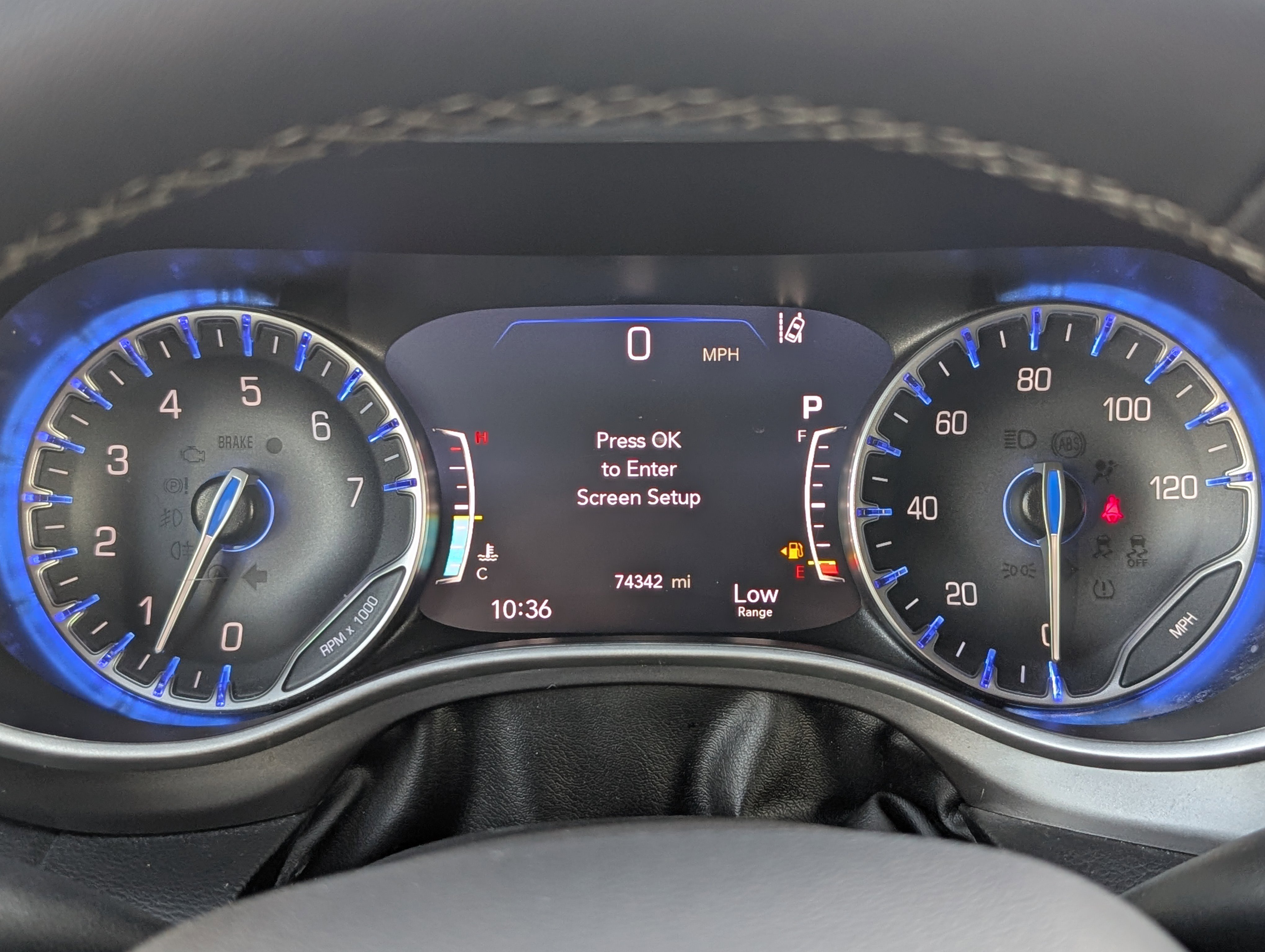Used 2024 Chrysler Pacifica Touring-L FWD image 25