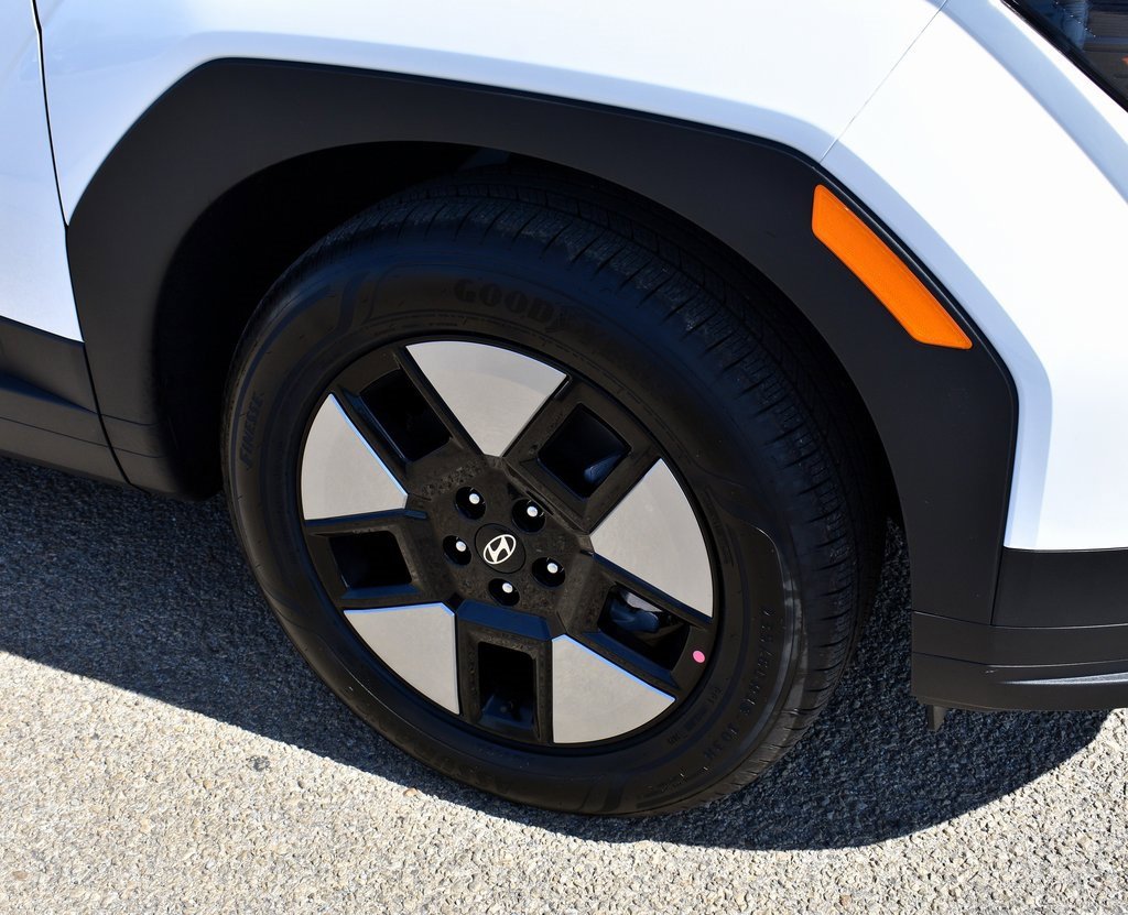 New 2026 Hyundai Santa Fe SE image 7